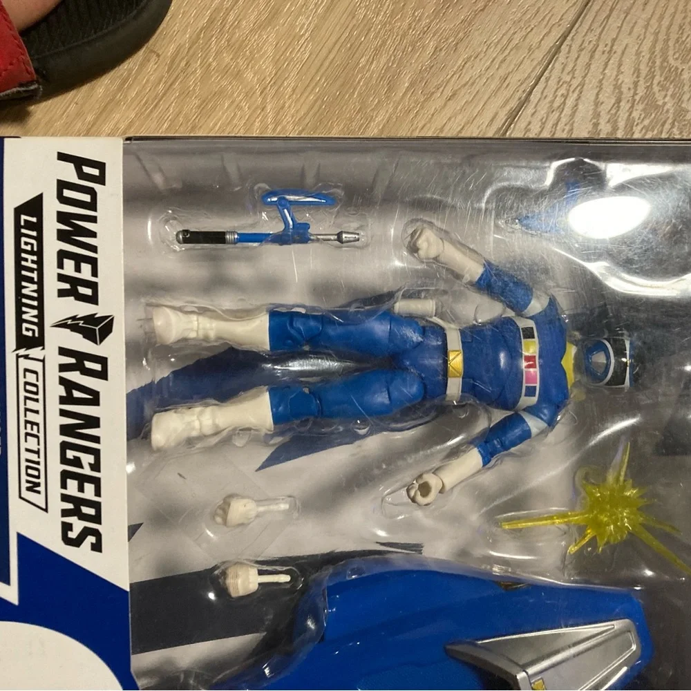 Power Rangers Blue Action Figure - Picture 5 of 5